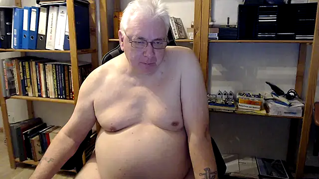 SchwanzhureXXL online show from 23, 9, 2025