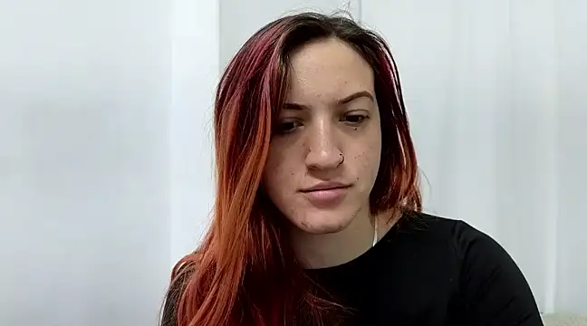 Snapshot of ninaa_fox chatting on 8, 2, 2025 ninaa fox online show from 8, 2, 2025