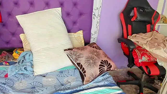 Snapshot of Margoth_clain chatting on 8, 11, 2025 Margoth clain online show from 8, 11, 2025