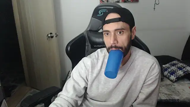 Snapshot of samuelgarcia_ chatting on 7, 11, 2025 samuelgarcia online show from 7, 11, 2025