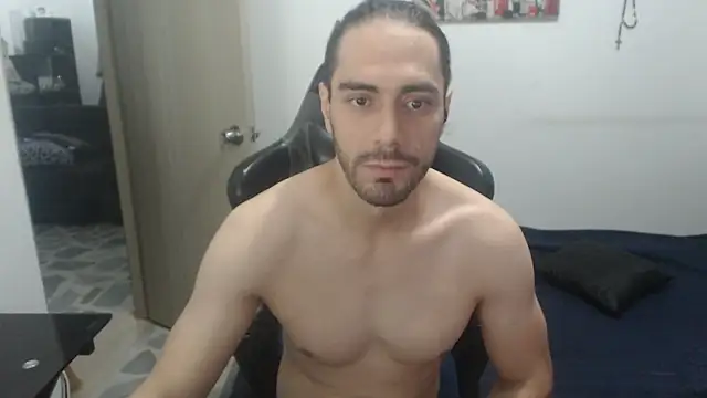 Snapshot of samuelgarcia_ chatting on 7, 1, 2026 samuelgarcia online show from 7, 1, 2026