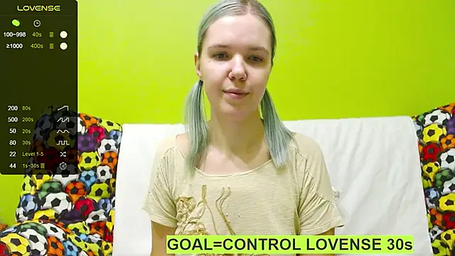 Snapshot of Ultra_Meow chatting on 5, 2, 2025 Ultra Meow online show from 5, 2, 2025