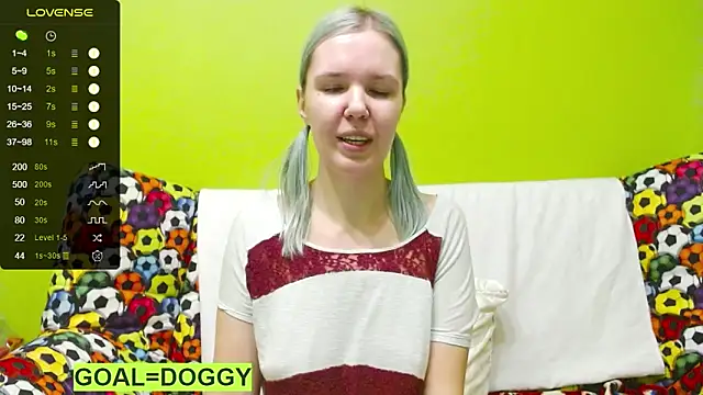 Snapshot of Ultra_Meow chatting on 7, 2, 2025 Ultra Meow online show from 7, 2, 2025