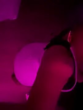 Snapshot of 6lue6a6y69 chatting on 23, 11, 2025 6lue6a6y69 online show from 23, 11, 2025