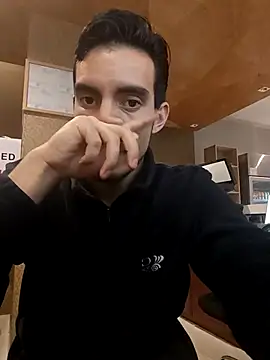 TommyMomentum online show from 5, 4, 2026