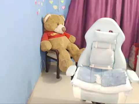 Snapshot of BOREAL_MOON chatting on 5, 2, 2025 BOREAL MOON online show from 5, 2, 2025