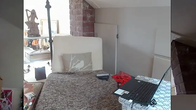 Snapshot of MissMara2021 chatting on 14, 3, 2025 MissMara2021 online show from 14, 3, 2025