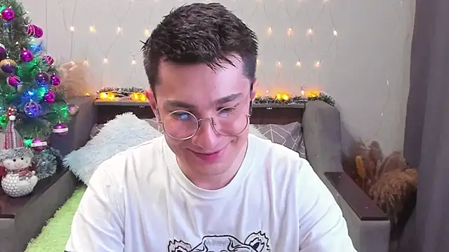 Snapshot of Yumi_steve chatting on 29, 12, 2024 Yumi steve online show from 29, 12, 2024