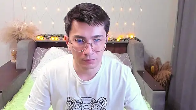 Snapshot of Yumi_steve chatting on 18, 1, 2025 Yumi steve online show from 18, 1, 2025