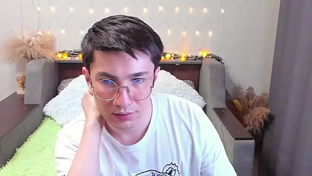 Snapshot of Yumi_steve chatting on 31, 1, 2025 Yumi steve online show from 31, 1, 2025