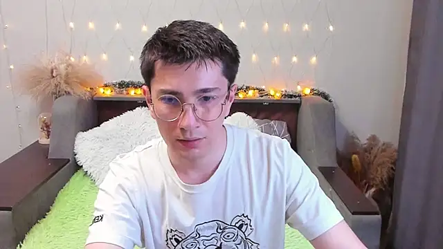 Snapshot of Yumi_steve chatting on 15, 3, 2025 Yumi steve online show from 15, 3, 2025