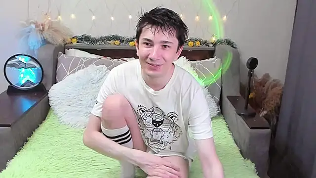 Snapshot of Yumi_steve chatting on 25, 10, 2025 Yumi steve online show from 25, 10, 2025