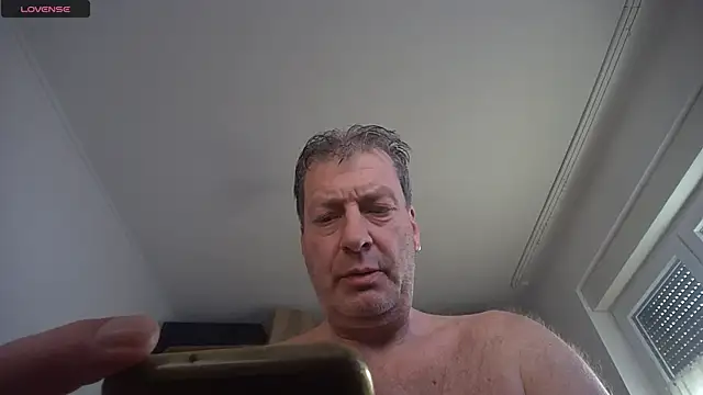 iliebetights online show from 17, 12, 2025