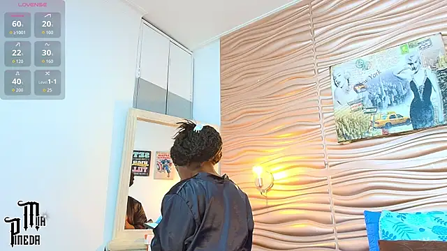 mia pineda online show from 8, 9, 2025