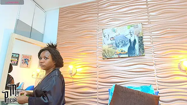 mia pineda online show from 11, 9, 2025