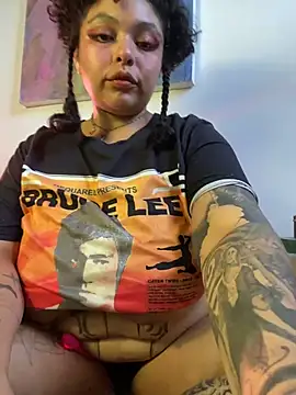 Snapshot of PrincessLauren420 chatting on 14, 10, 2025 PrincessLauren420 online show from 14, 10, 2025