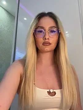 mollyxxx online show from 2, 6, 2026