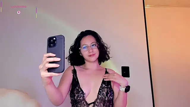 Snapshot of Anyi_1 chatting on 15, 7, 2026 Anyi 1 online show from 15, 7, 2026