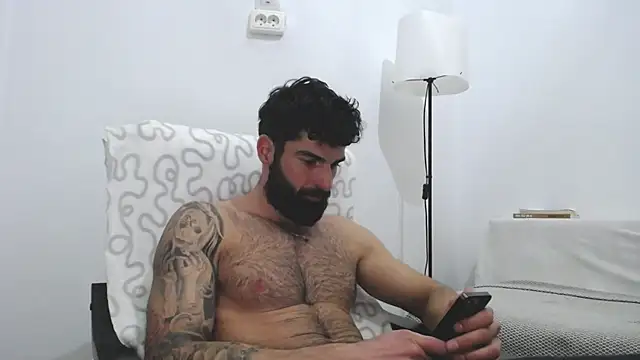 Verycutex online show from 22, 2, 2025