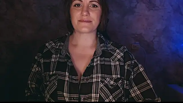 Snapshot of _letty_ chatting on 8, 3, 2025 letty online show from 8, 3, 2025