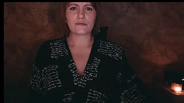 Snapshot of _letty_ chatting on 16, 12, 2025 letty online show from 16, 12, 2025