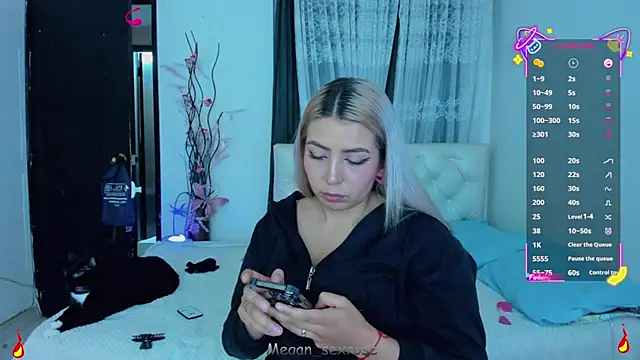 Snapshot of megan_sexrose chatting on 18, 9, 2025 megan sexrose online show from 18, 9, 2025