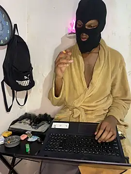 Snapshot of Shokiie chatting on 22, 11, 2025 Shokiie online show from 22, 11, 2025