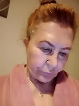 Hottie-Mom online show from 24, 5, 2026