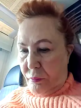 Snapshot of Hottie-Mom chatting on 17, 6, 2026 Hottie-Mom online show from 17, 6, 2026