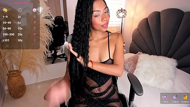 ashley 23  online show from 15, 12, 2024