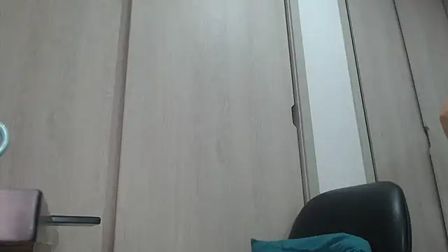 fisting room online show from 4, 7, 2026