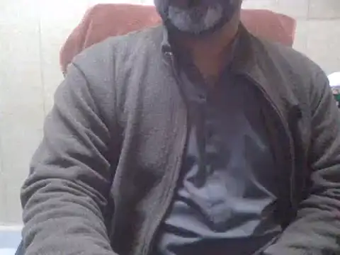Snapshot of hairymaster95 chatting on 3, 1, 2025 hairymaster95 online show from 3, 1, 2025