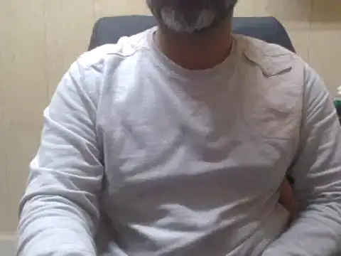 Snapshot of hairymaster95 chatting on 26, 1, 2025 hairymaster95 online show from 26, 1, 2025