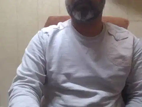 Snapshot of hairymaster95 chatting on 2, 2, 2025 hairymaster95 online show from 2, 2, 2025