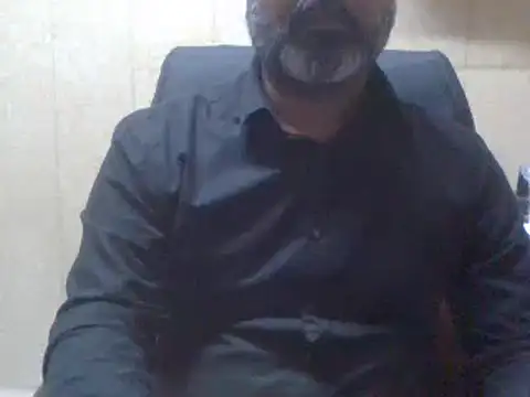 Snapshot of hairymaster95 chatting on 18, 2, 2025 hairymaster95 online show from 18, 2, 2025