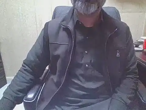 hairymaster95 online show from 10, 1, 2026