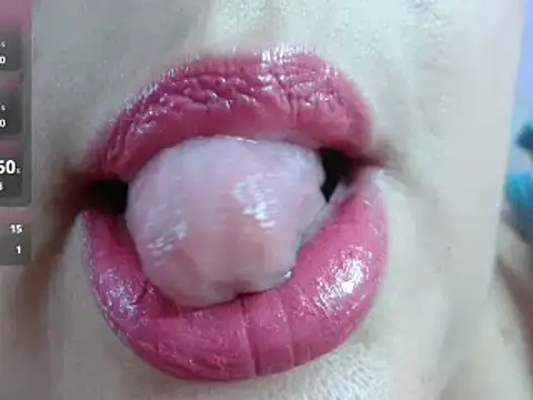 Snapshot of Kerly_Doll chatting on 14, 1, 2025 Kerly Doll online show from 14, 1, 2025