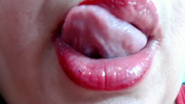 Snapshot of Kerly_Doll chatting on 14, 1, 2025 Kerly Doll online show from 14, 1, 2025