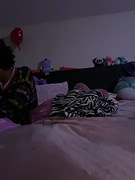 Snapshot of Cum2Charm chatting on 13, 3, 2025 Cum2Charm online show from 13, 3, 2025