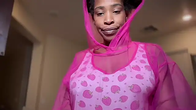 Snapshot of Cum2Charm chatting on 17, 11, 2025 Cum2Charm online show from 17, 11, 2025