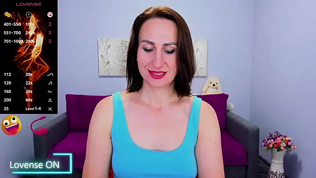 Snapshot of Nia_Smithh chatting on 24, 10, 2025 Nia Smithh online show from 24, 10, 2025