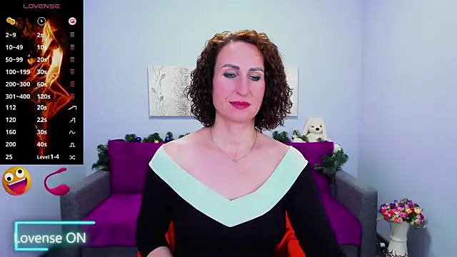 Snapshot of Nia_Smithh chatting on 18, 12, 2025 Nia Smithh online show from 18, 12, 2025