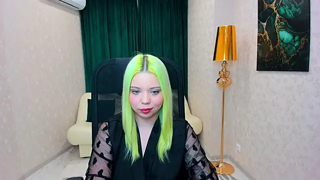 Snapshot of EnergyBunny_1 chatting on 5, 2, 2025 EnergyBunny 1 online show from 5, 2, 2025