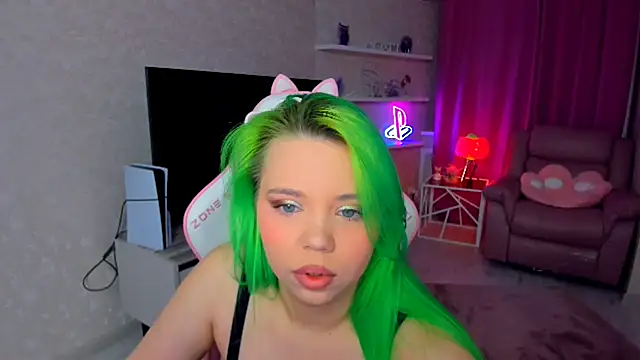 Snapshot of EnergyBunny_1 chatting on 10, 10, 2025 EnergyBunny 1 online show from 10, 10, 2025