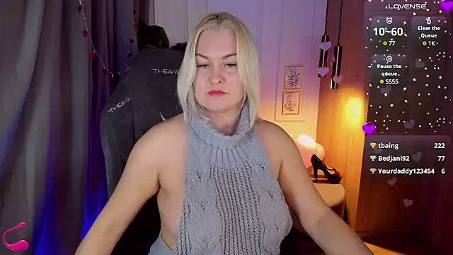Snapshot of YolandaKiss chatting on 19, 2, 2025 YolandaKiss online show from 19, 2, 2025