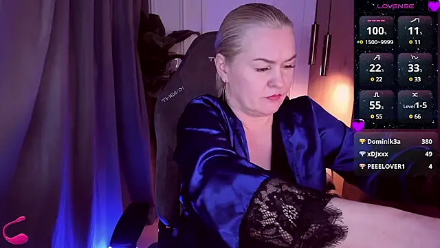 Snapshot of YolandaKiss chatting on 26, 2, 2025 YolandaKiss online show from 26, 2, 2025