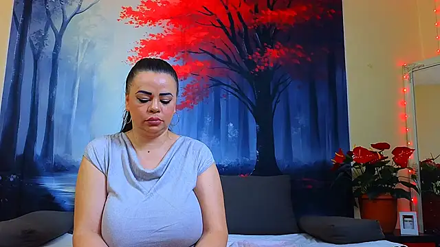 ElizabethEven online show from 15, 2, 2025