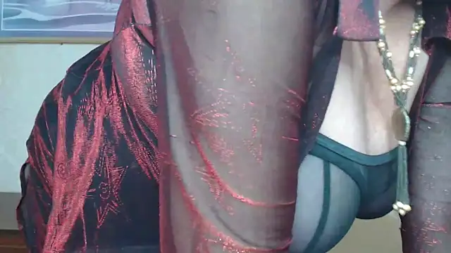 Snapshot of Milf4love50 chatting on 4, 11, 2025 Milf4love50 online show from 4, 11, 2025