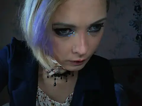 WildMissNiks online show from 16, 3, 2026