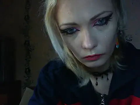 WildMissNiks online show from 11, 5, 2026